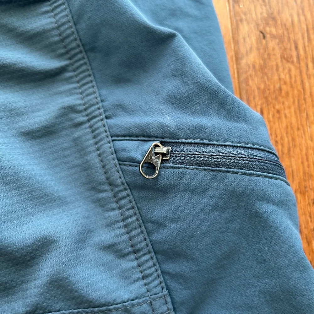 Kuhl Men's 30 shorts EUC - Picture 3 of 12